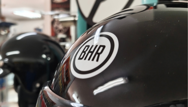 Casco Demi-Jet con Frontino Removibile e Sgancio Micrometrico